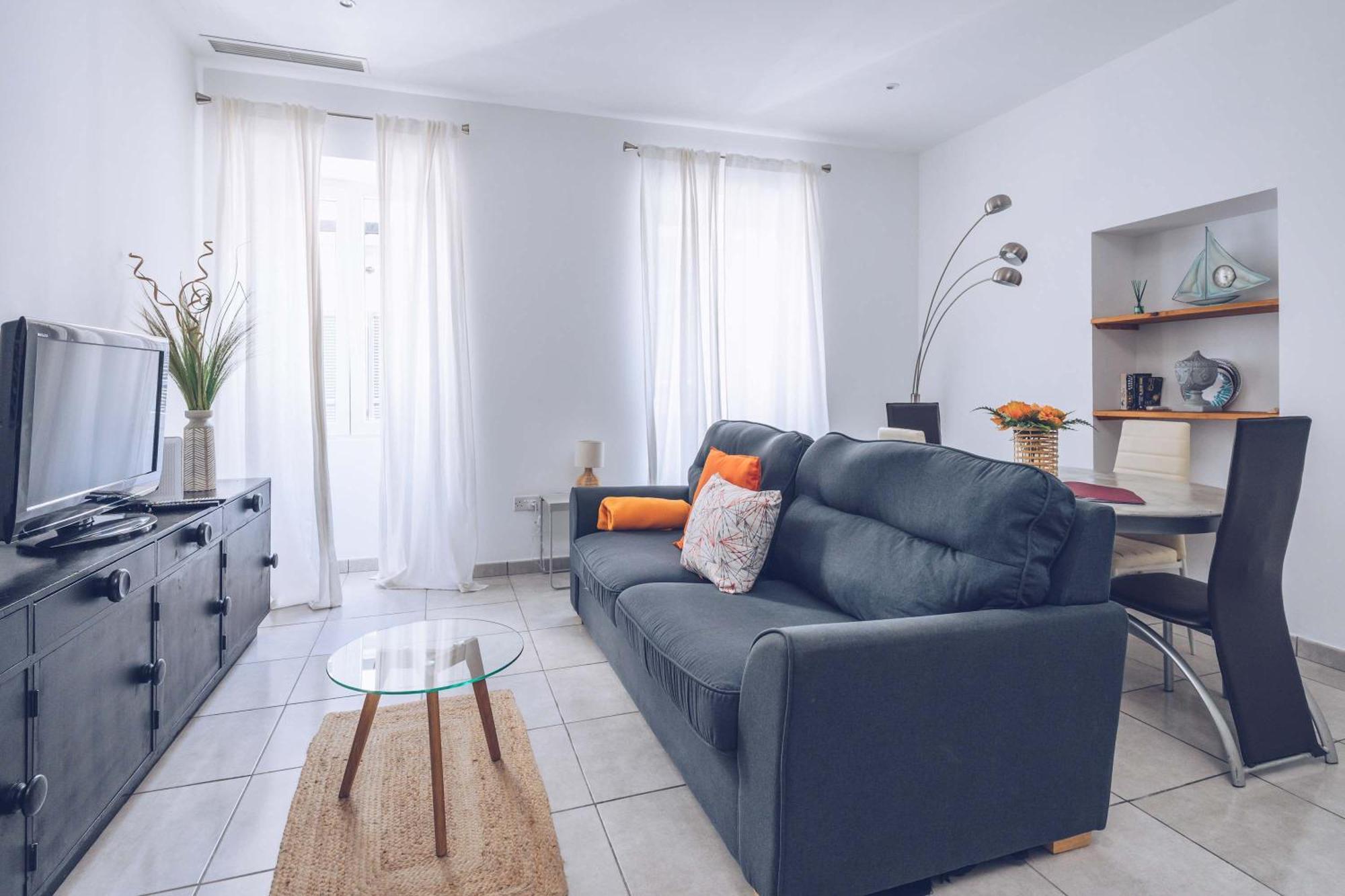 Ferienwohnung 2Br In The Zoko Contemporary And Convenient Gibraltar Exterior foto