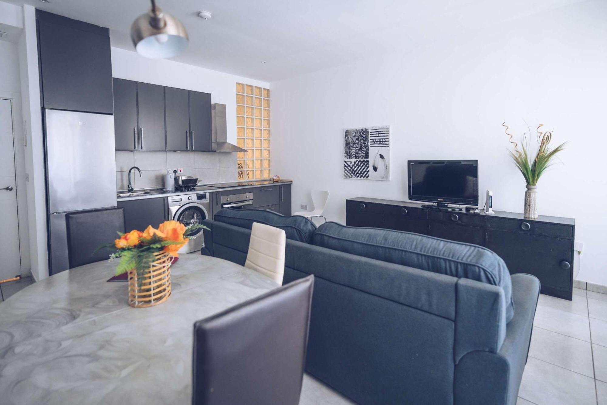 Ferienwohnung 2Br In The Zoko Contemporary And Convenient Gibraltar Exterior foto